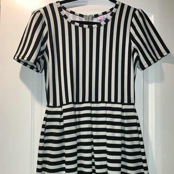 LuLaRoe Dresses & Skirts - Black & off White Striped Dress